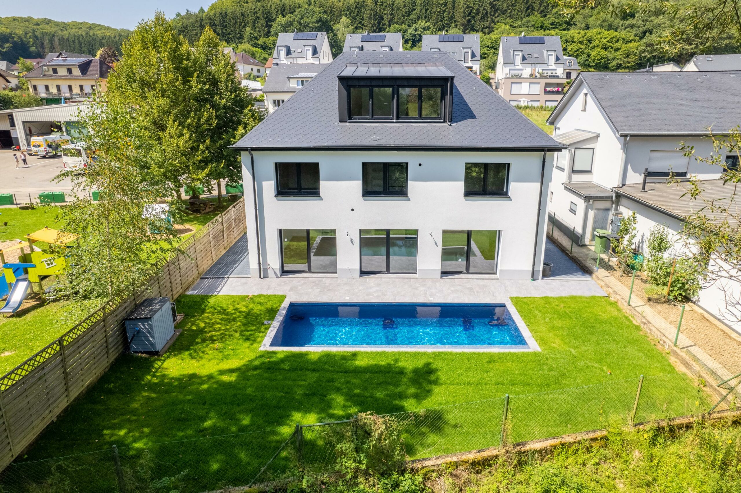 MAGNIFIQUE VILLA AVEC PISCINE